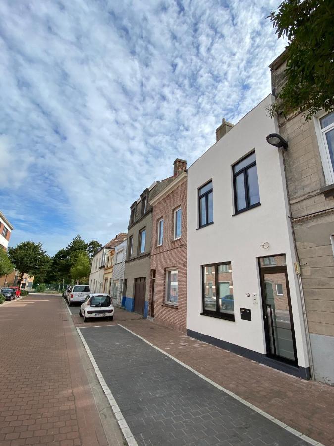 Logies-M Comfort Studios Inc Bikes B&B Ostend Exterior photo