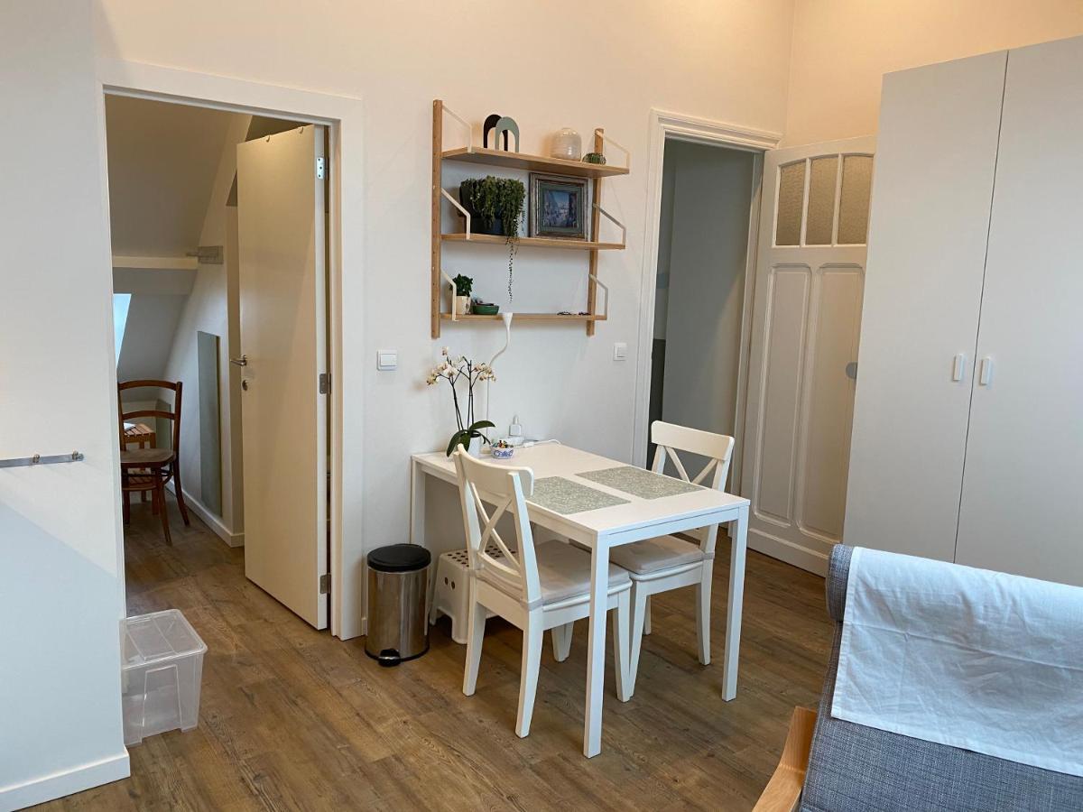 Logies-M Comfort Studios Inc Bikes B&B Ostend Exterior photo
