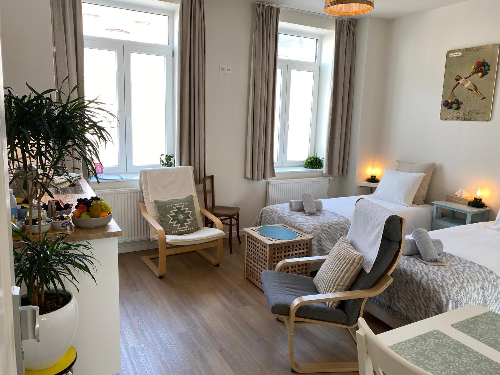 Logies-M Comfort Studios Inc Bikes B&B Ostend Exterior photo